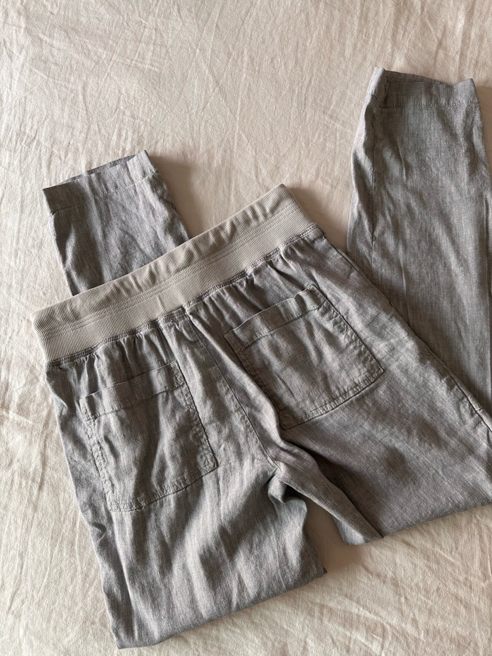 Lou & Grey (for Loft) - Light Grey Linen Blend Drawstring Pant (size XS) - Picture 2 of 6